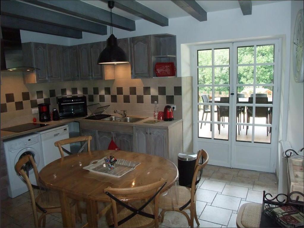 Le Domaine Du Grand Cellier Gites Appartement En Savoie Tournon-sur-Rhône Quarto foto